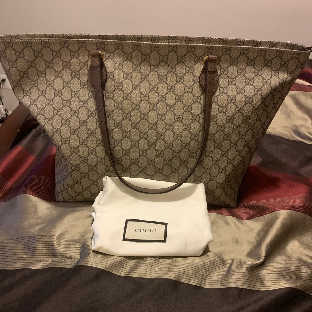 100% Authentic Gucci Ophidia GG Medium Tote Beige